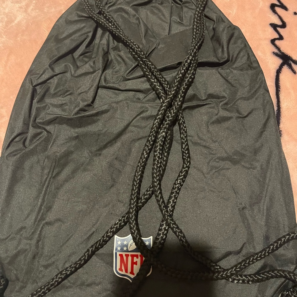Two Drawstring backpacks - Picture 4 of 5